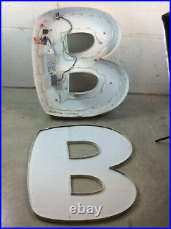 MASSIVE Toys R Us Store Front Led Light Up Advertising LETTER (B) BABIES R US